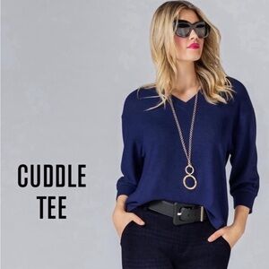 Cabi Cuddle tee xl limited edition
